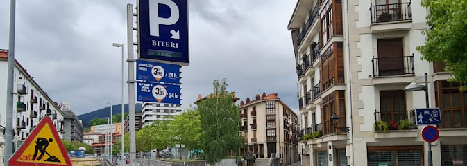 Parking Biteri Plaza by APK2 | Parking économique à Arrasate