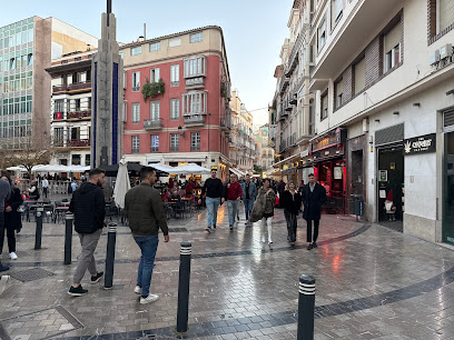 Parking Plaza de Uncibay | Parking économique à Málaga